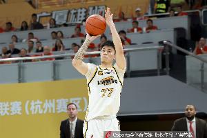 乐鱼体育app-直播吧：辽宁将处理张镇麟去留问题 已有部分球队有意